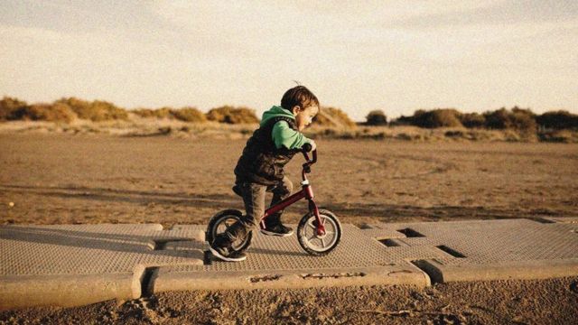 كيف هزمتني صدمات الطفولة ثم قمت بقهرها